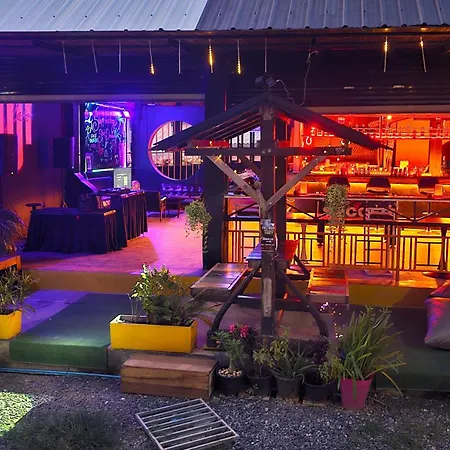 Mbar Hostel Haad Rin